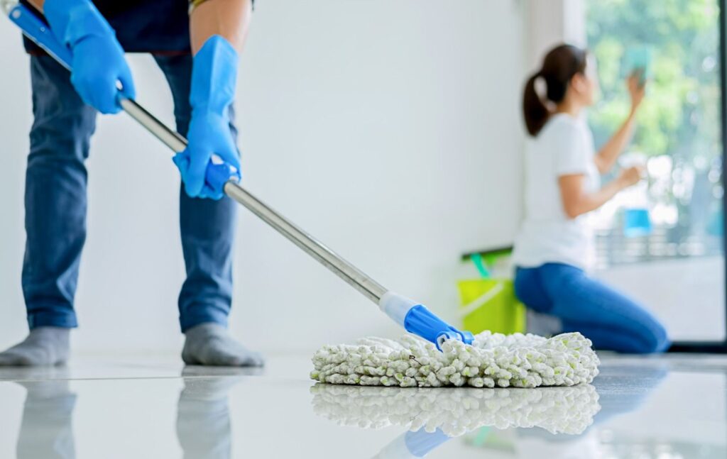 Commercial deep cleaner